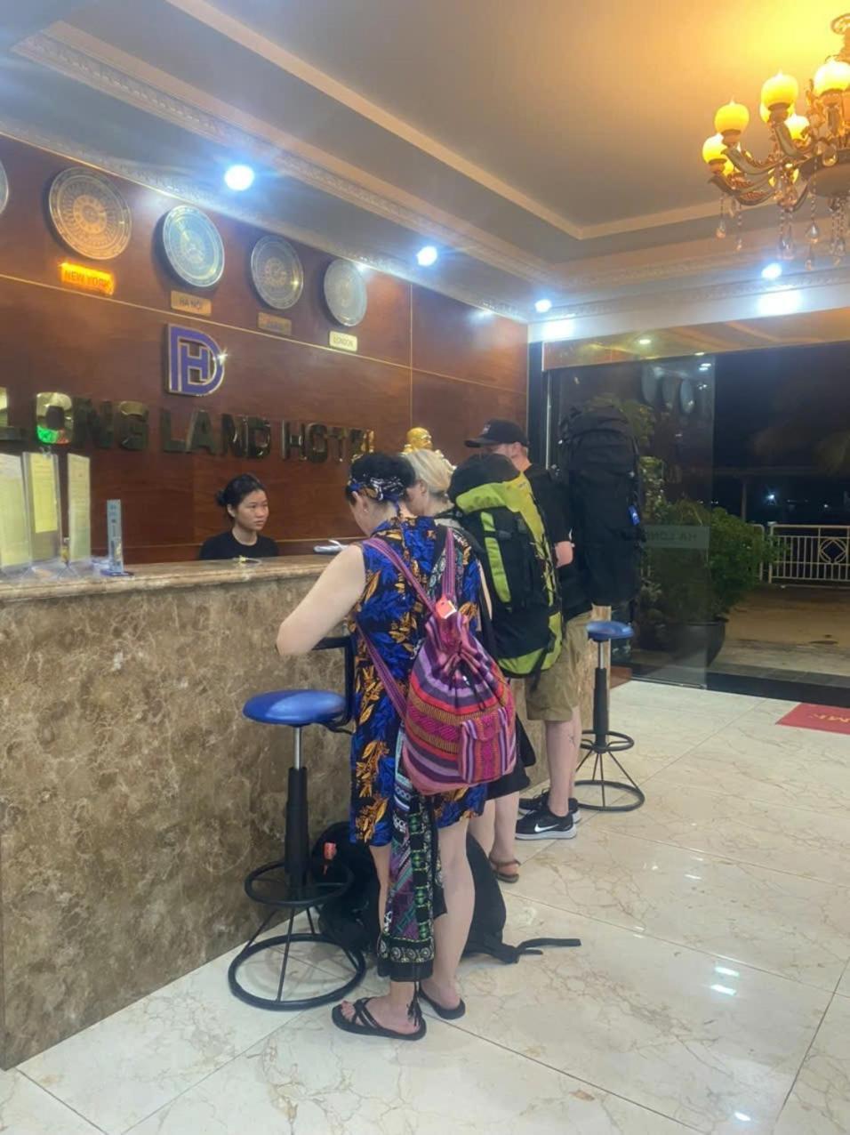 Ha Long Land Hotel Екстер'єр фото