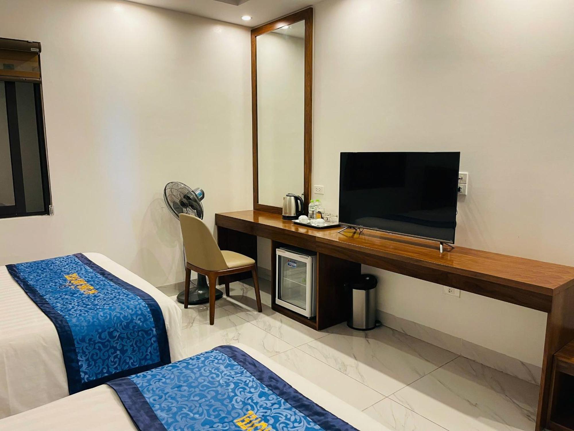 Ha Long Land Hotel Екстер'єр фото